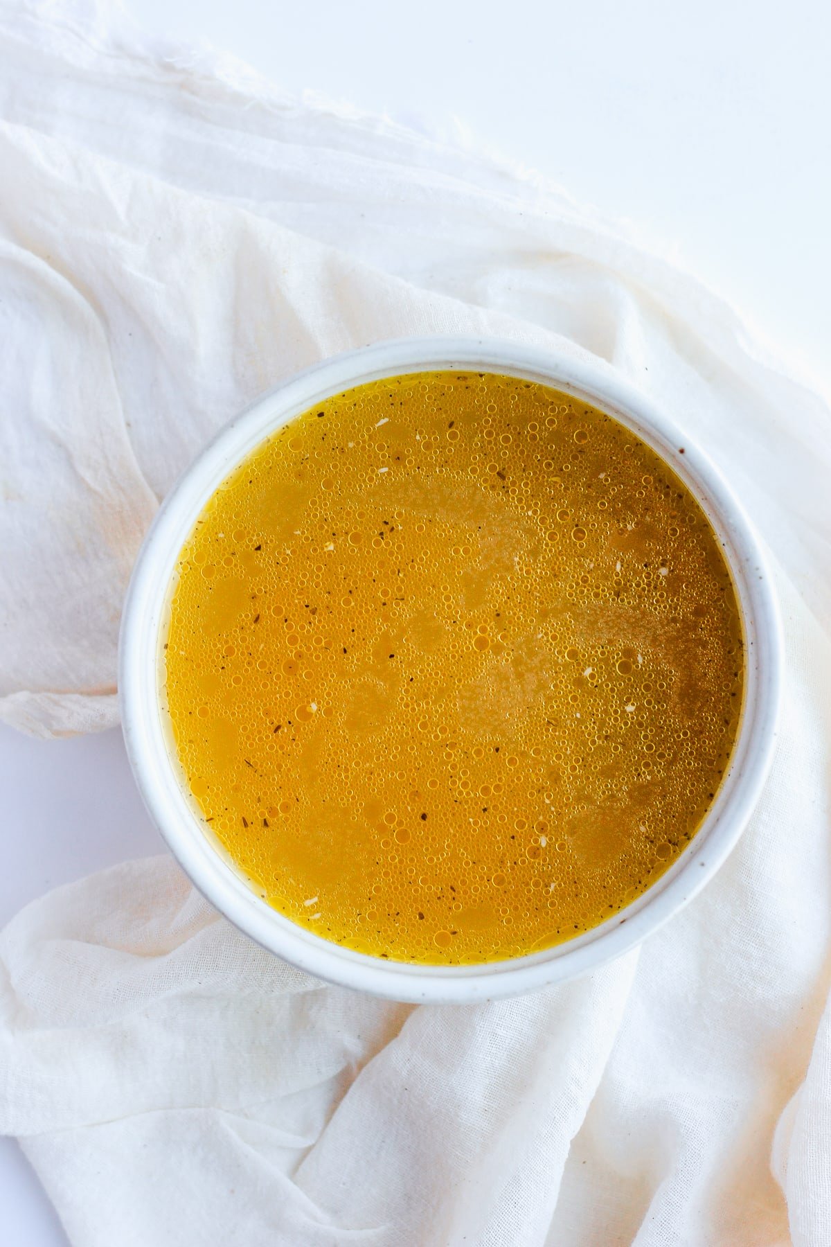 How to Make Chicken Bone Broth