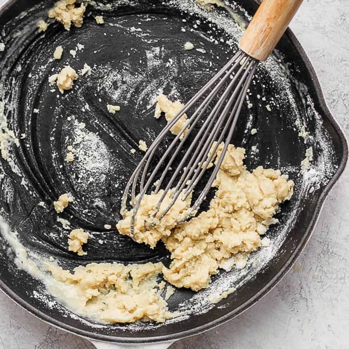 How to make a Roux - The Wooden Skillet