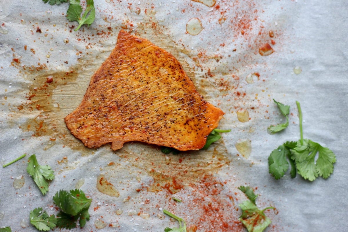 How to make crispy chicken skins - thewoodenskillet.com