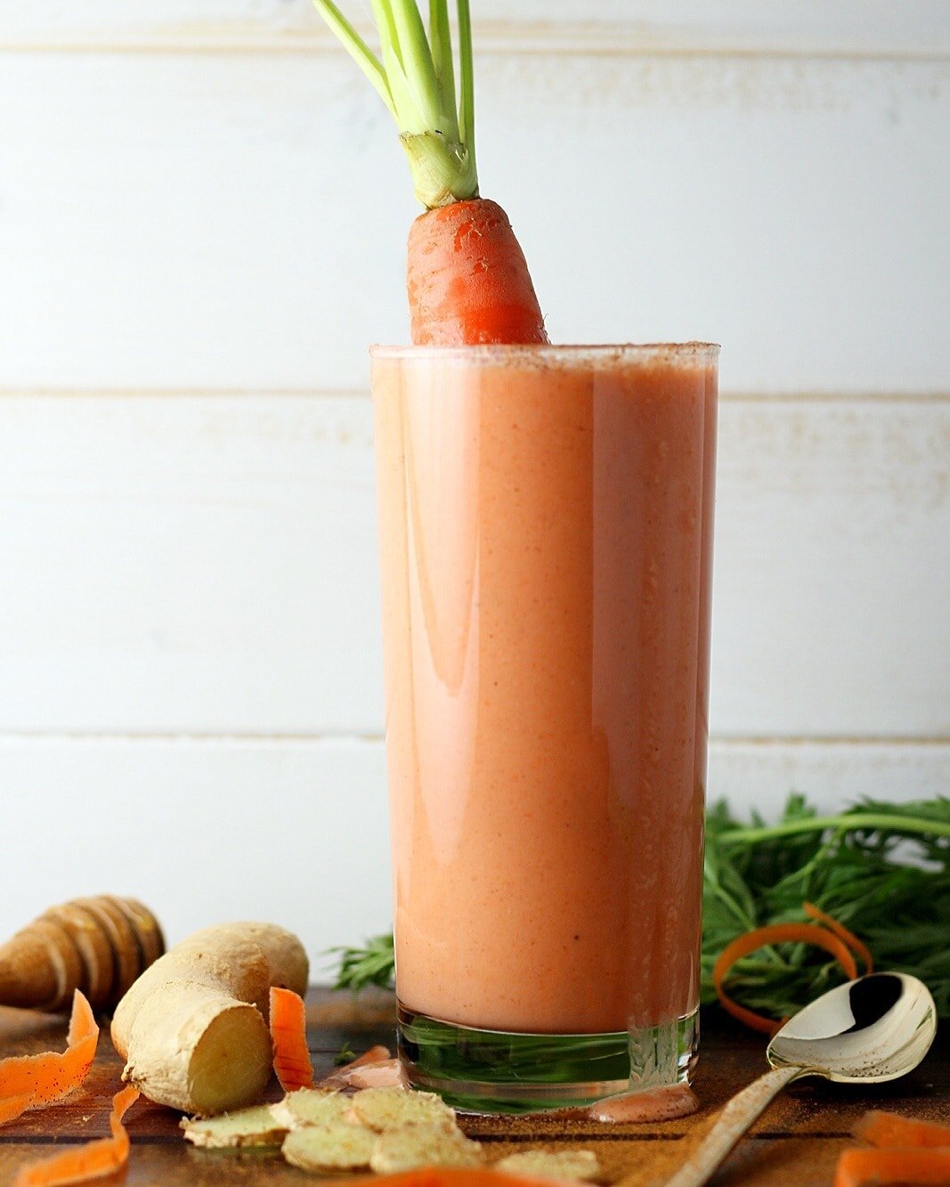 Clean Carrot Ginger Smoothie