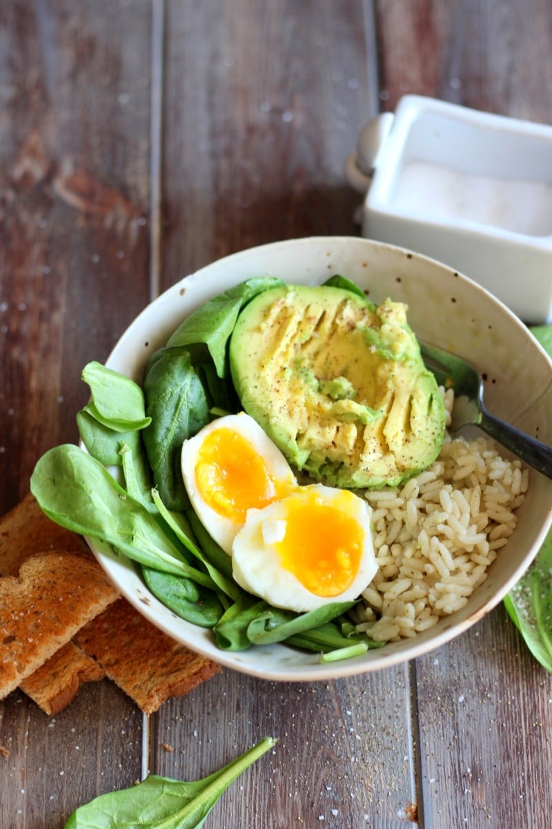 Healthy Avocado and Egg Lunch Bowl