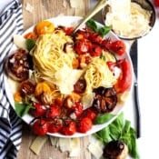 Deconstructed Roasted Garlic + Fresh Basil. The best summer pasta dish! Easy and quick to make and tastes exactly like homemade marinara!