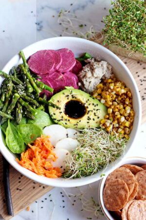 Summer Goddess Bowl - a healthy, nutrient-packed lunch or dinner - so healthy! thewoodenskillet.com