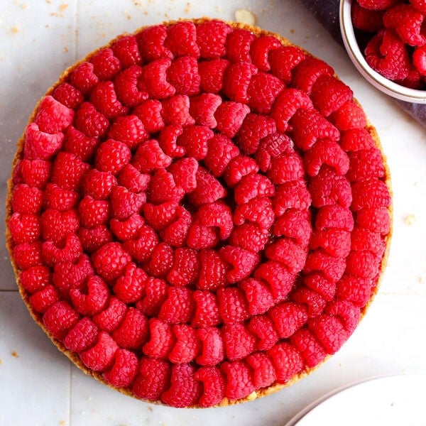 No Bake Raspberry Pie - there perfect, no-fuss, summer dessert!