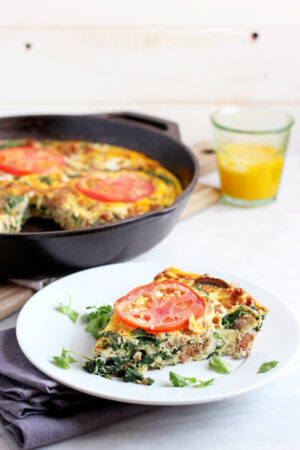 Sunday Morning Sausage and Mushroom Fritatta - the perfect weekend breakfast or make ahead for meal planning! #whole30 thewoodenskillet.com