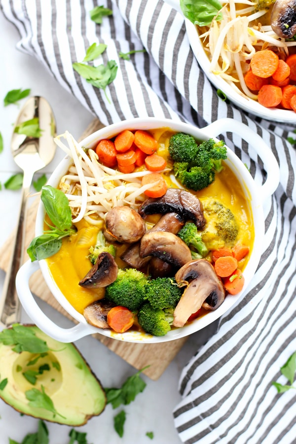 Creamy Vegan Butternut Squash Soup with Roasted Vegetables 