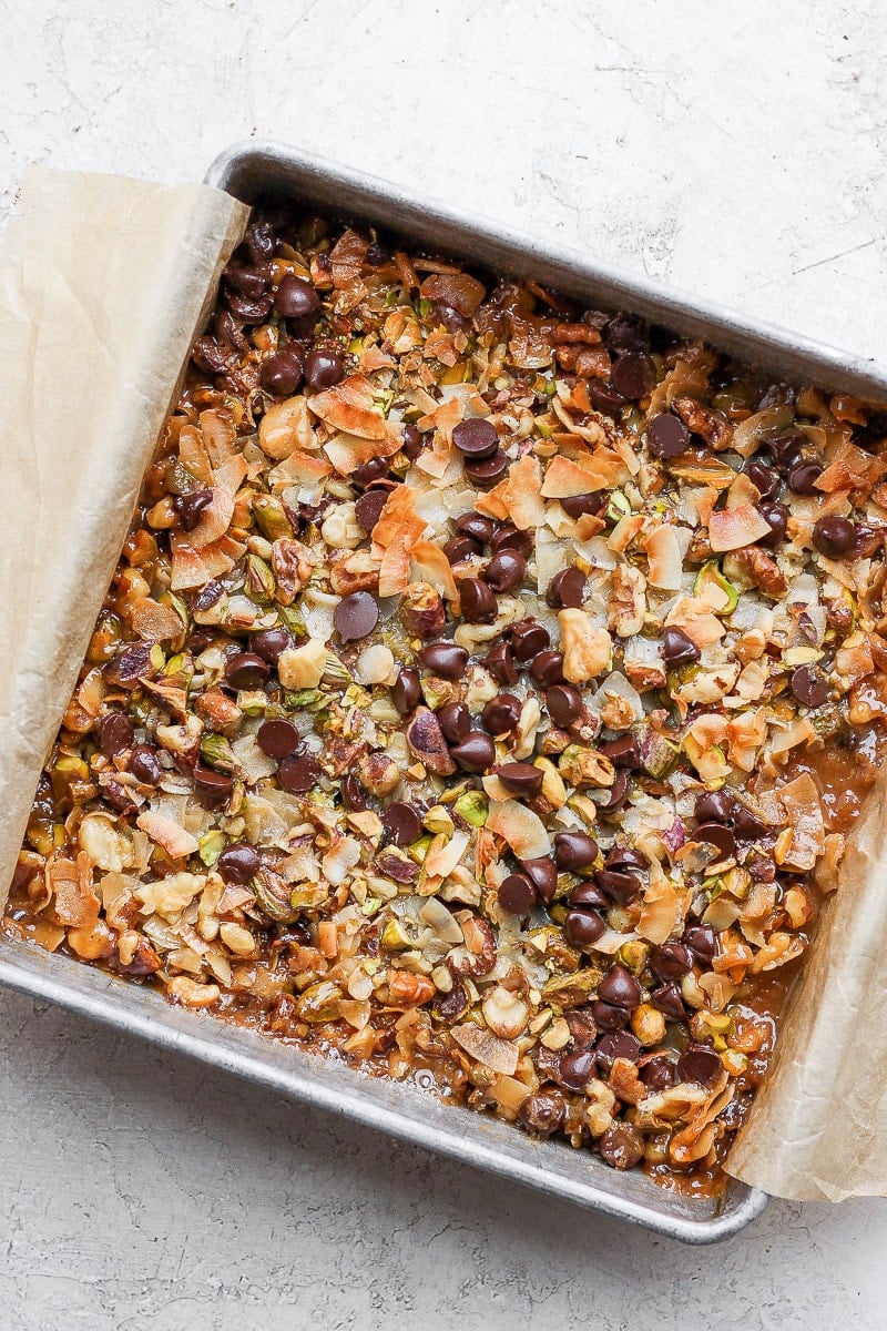 A 9x9 pan of seven layer bars, cooked. 