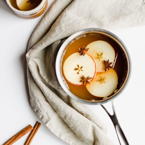 Cozy Cinnamon Apple Cider - the perfect way to jazz up your winter apple cider!