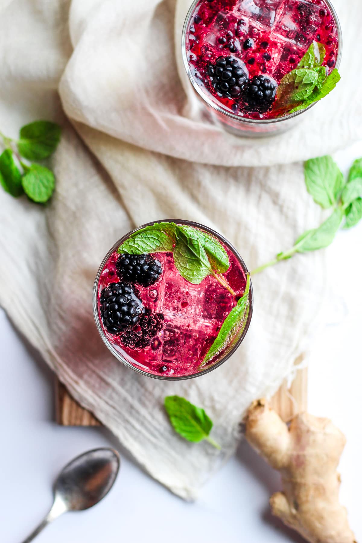 Blackberry Ginger Smash Spritzer