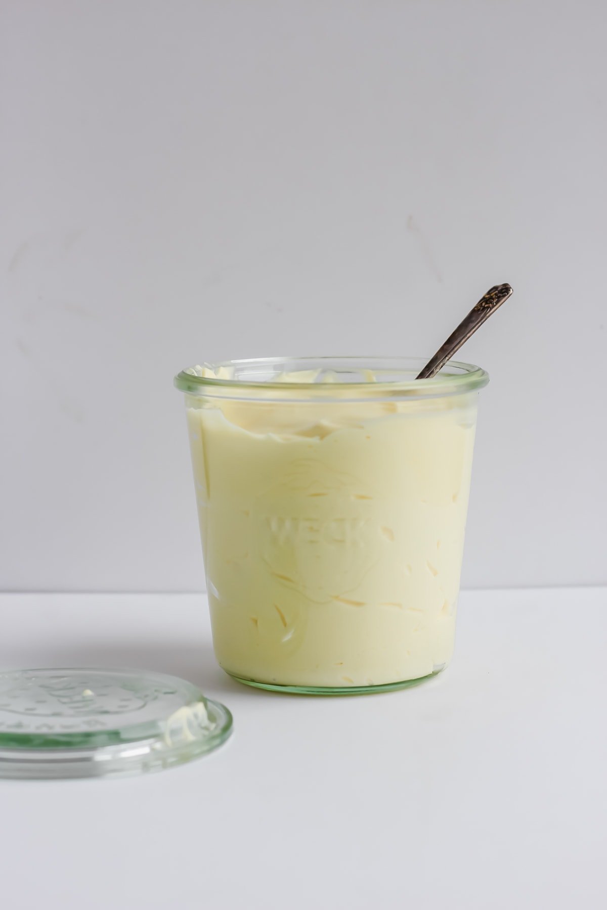 Easy Whole30 Mayonnaise Recipe