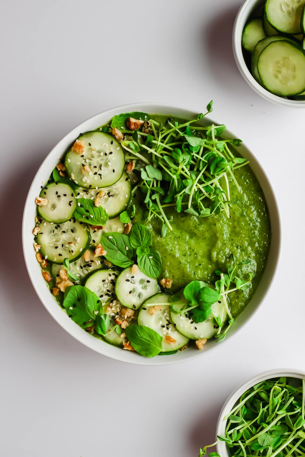 Healthy Green Smoothie Bowl - The Wooden Skillet