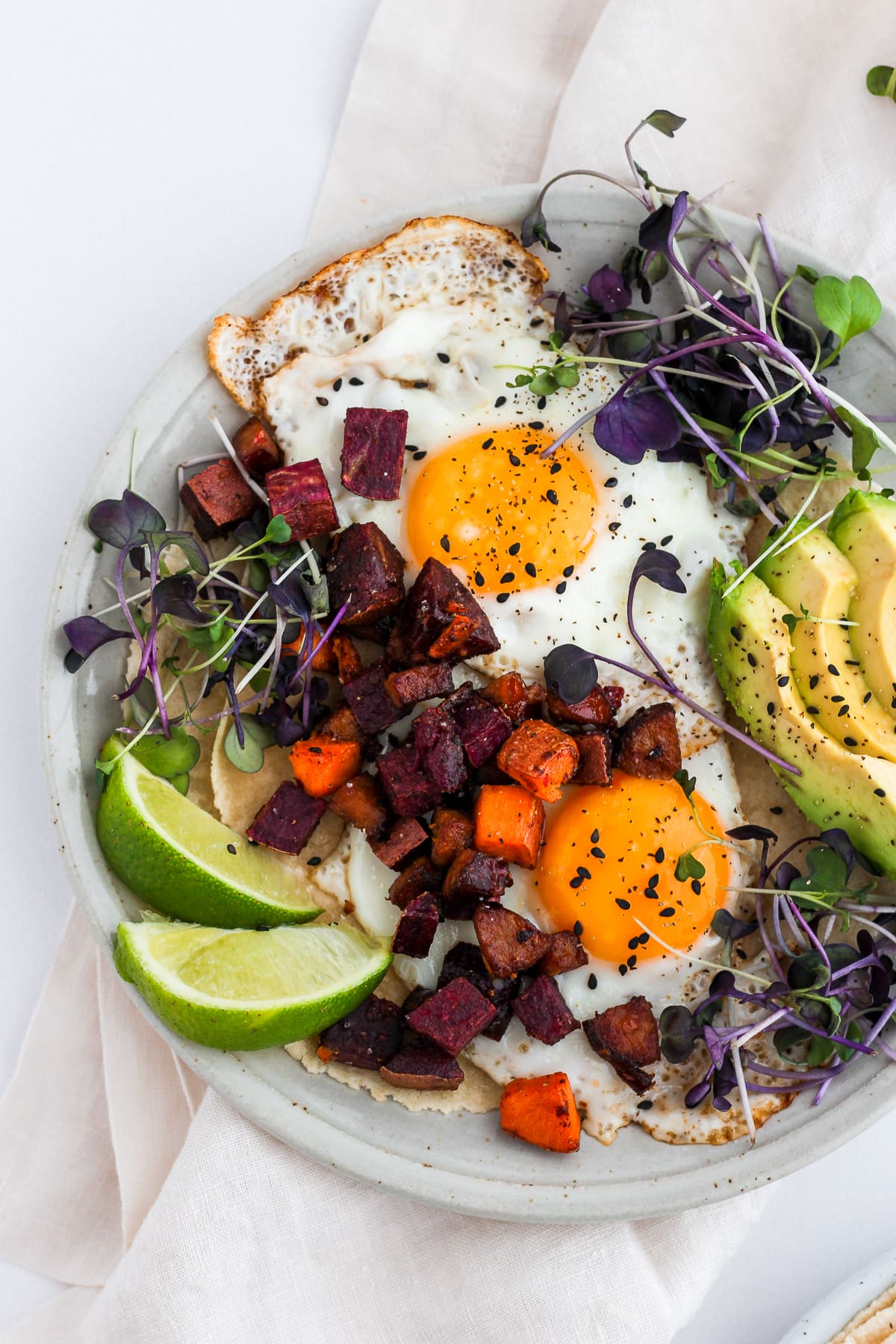 Easy Chorizo Breakfast Hash Tacos 