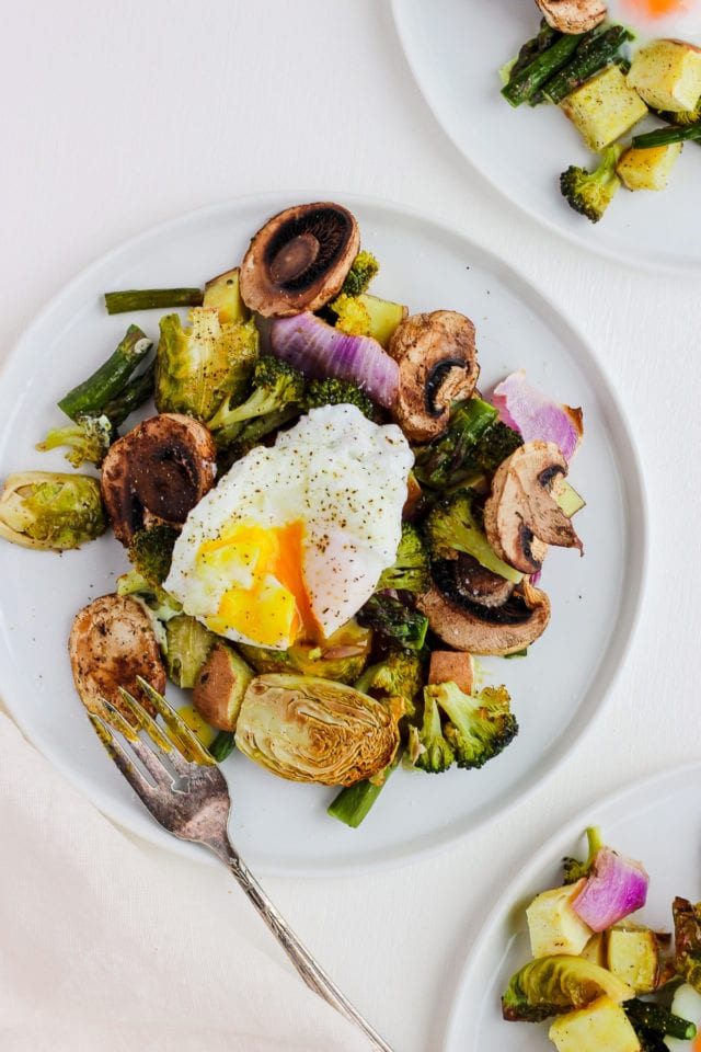 Weeknight Roasted Veggies with Poached Egg 