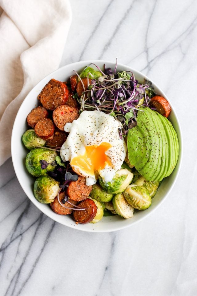 20 Minute Chorizo and Brussel Sprout Weeknight Dinner Bowl - a quick and easy weeknight dinner that is beyond easy! #weeknight #whole30 #paleo 20 Minute Chorizo and Brussel Sprout Weeknight Dinner Bowl
