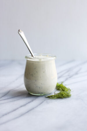 How to Make Homemade Whole30 Tartar Sauce - and easy and delicious tartar sauce that is Whole30 compliant! #whole30 #paleo #tartarsauce #fish