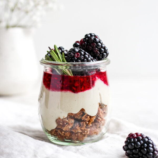 Vegan Blackberry Cheesecake Jars - a light and delicious holiday dessert that is dairy-free, grain-free and vegan! #holidaydessert #healthydessert #dairyfree #thanksgiving #vegan
