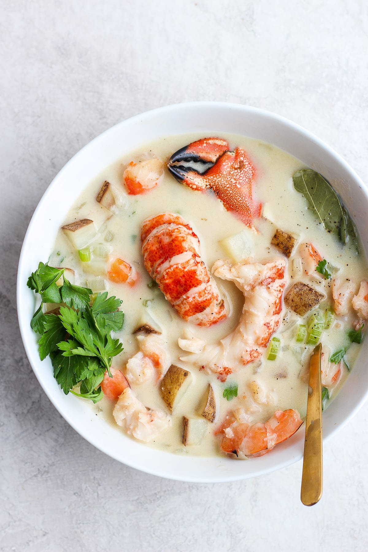 Ultimate Dairy-Free Chunky Seafood Chowder - a decadent and savory seafood chowder that is Whole30, dairy-free and paleo! #whole30recipes #healthyseafoodchowder #paleorecipes #healthysoup #dairyfreechowder #whole30dinner #valentinesday