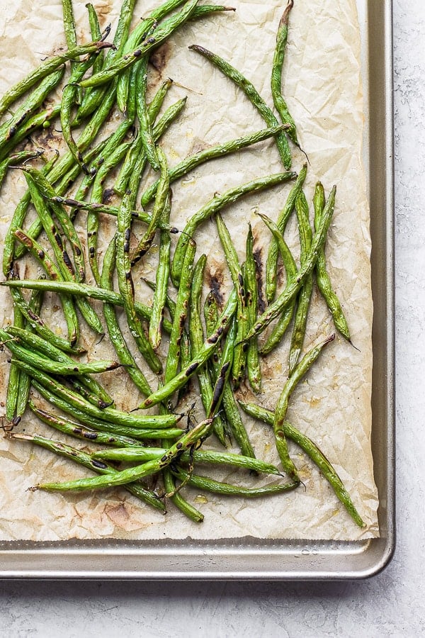 An easy recipe for oven roasted green beans.