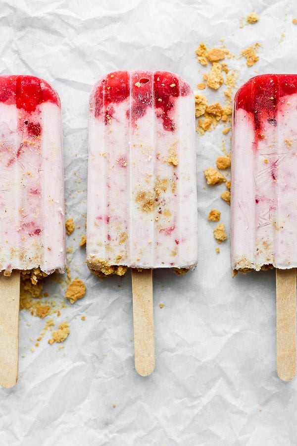 An easy recipe for strawberry shortcake popsicles.