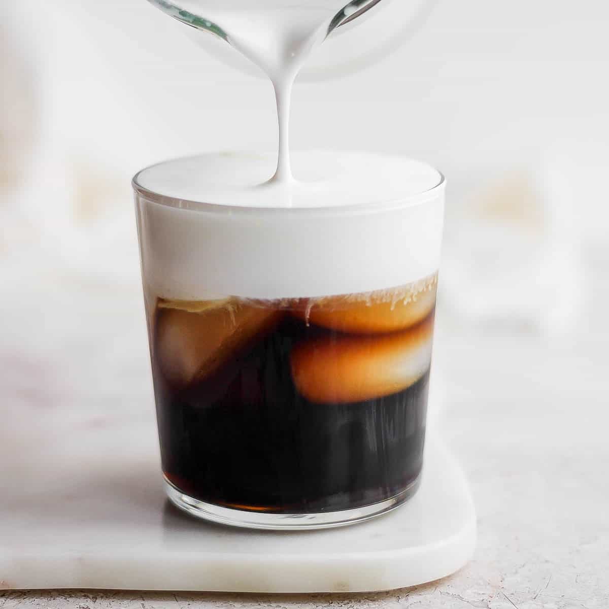 How To Make Cold Foam: Learn This Coffee Trick With Us