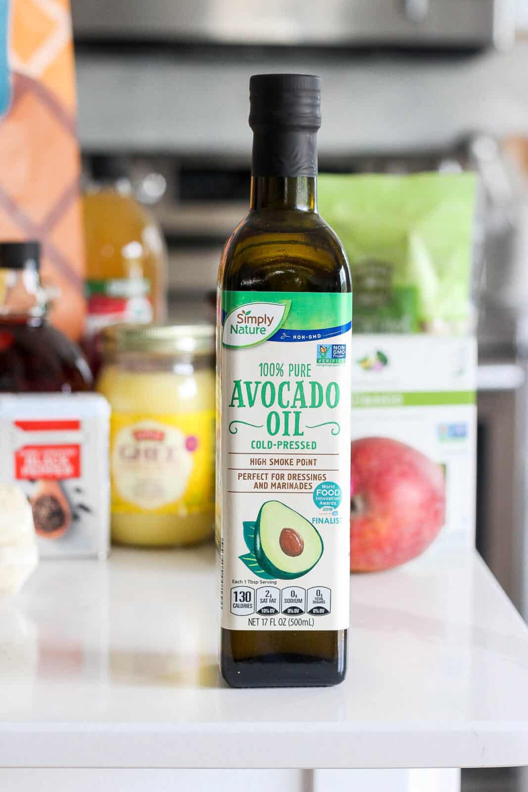 A bottle of Simply Nature Avocado Oil.