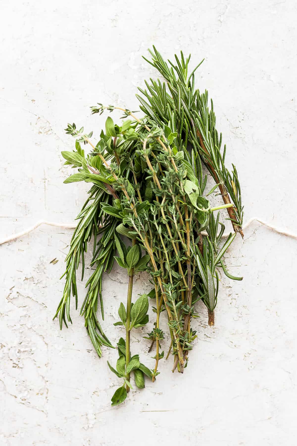 Easy Herb Bundle - The Wooden Skillet