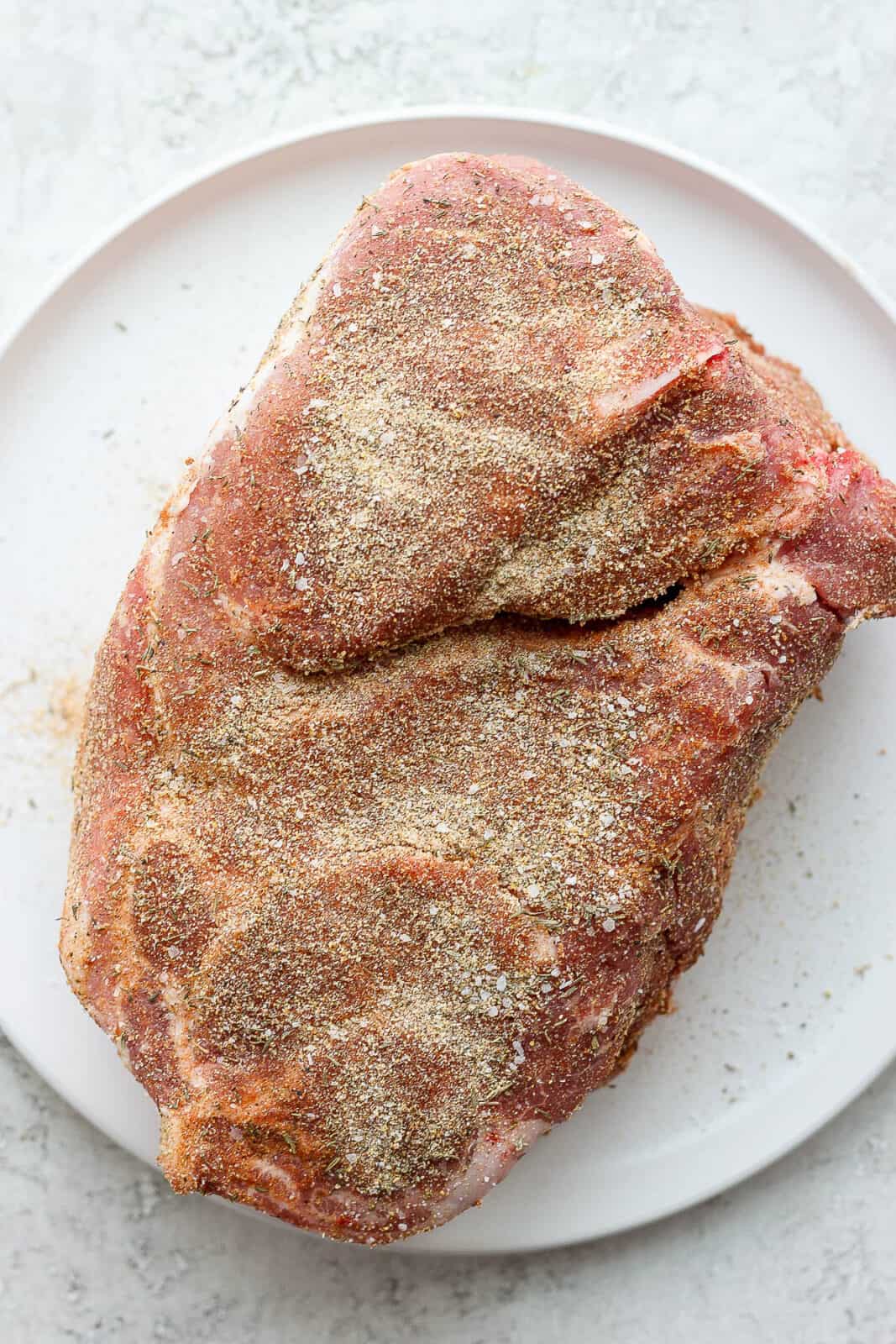 Pork Roast Seasoning - bring extra flavor to your favorite pork roast recipe with this pork roast seasoning recipe!! #porkroastseasoning #porkroastseasoningspices #porkroastseasoningdryrubs