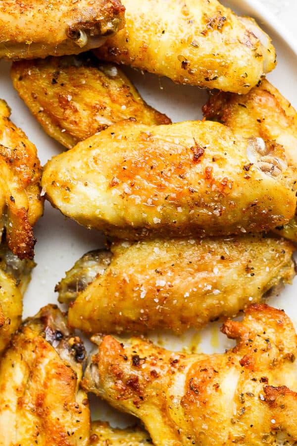 Plate of air fryer chicken wings.