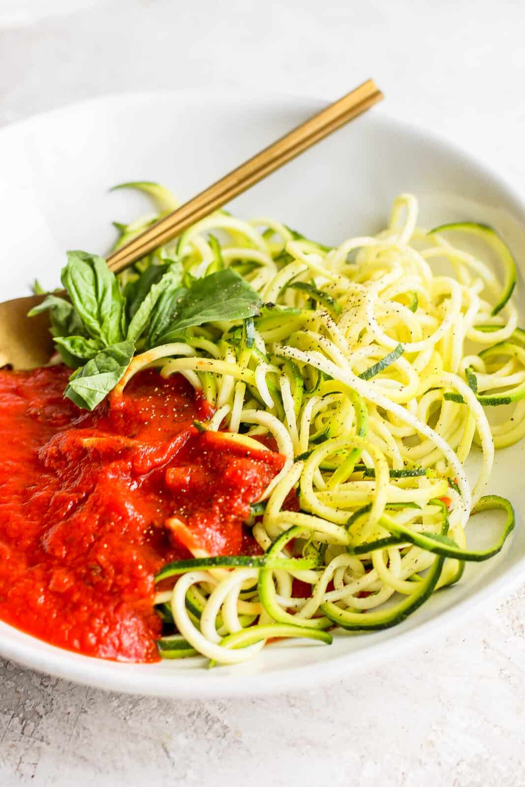 Zucchini Noodles With Crushed Tomato Sauce - Recipes