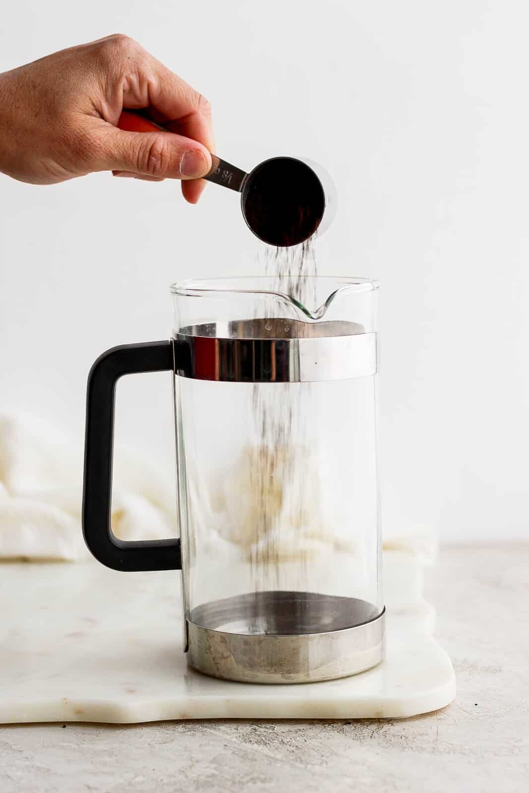 How to use a French Press (Simple + Easy) The Wooden Skillet