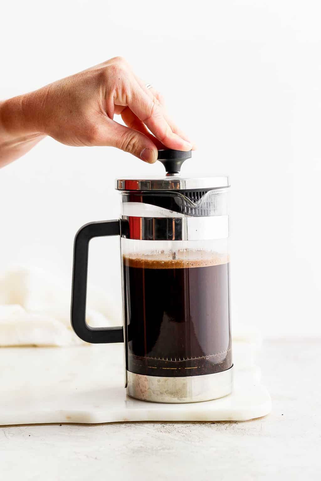 How to use a French Press (Simple + Easy) The Wooden Skillet