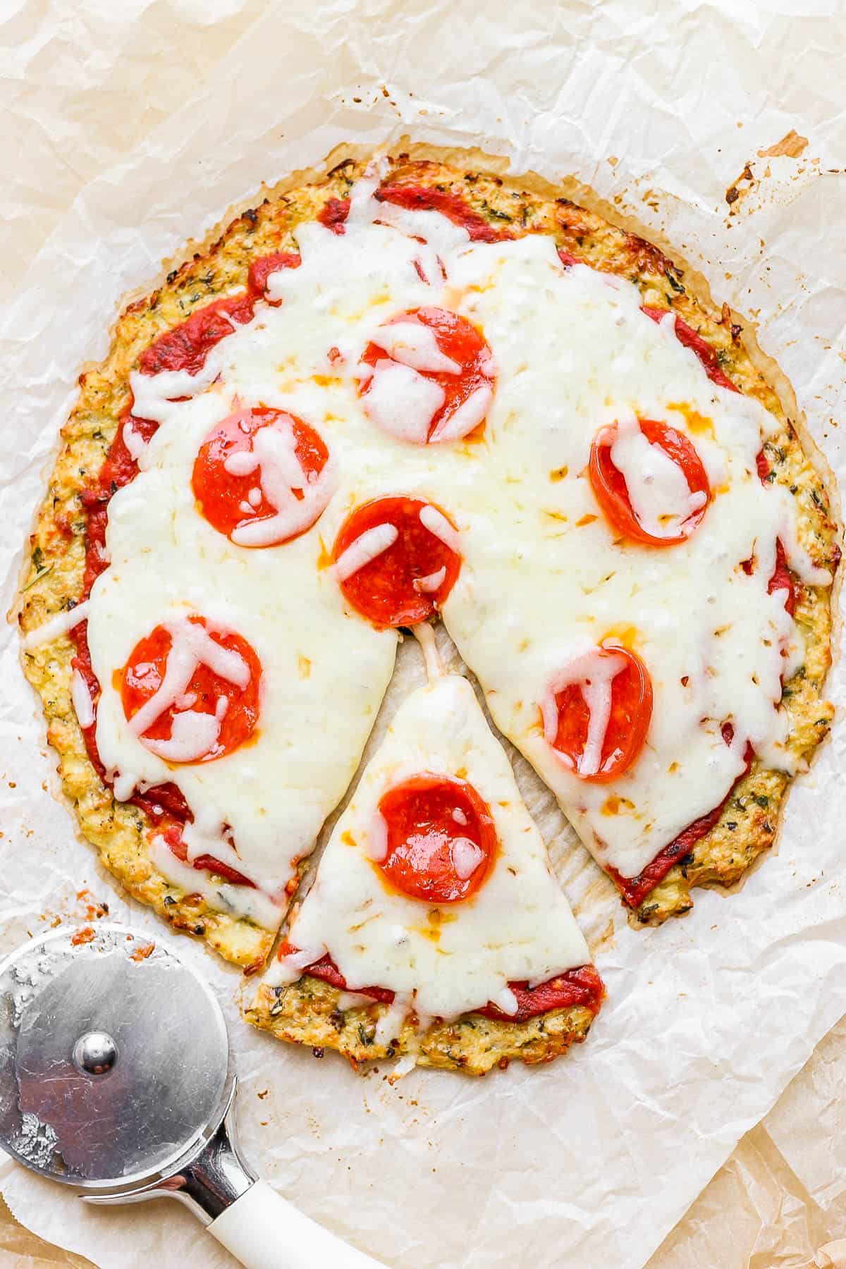 The best cauliflower pizza crust, a step-by-step process.