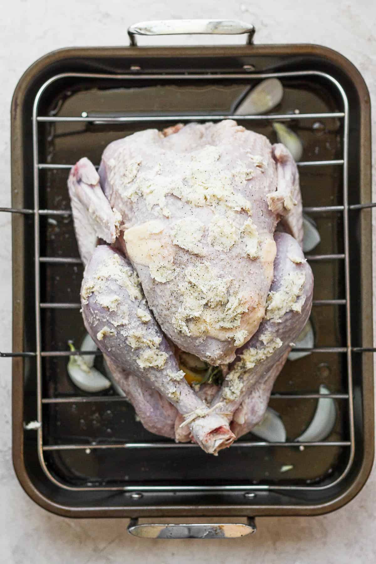 How to Cook a Turkey (Ultimate Guide) - The Wooden Skillet