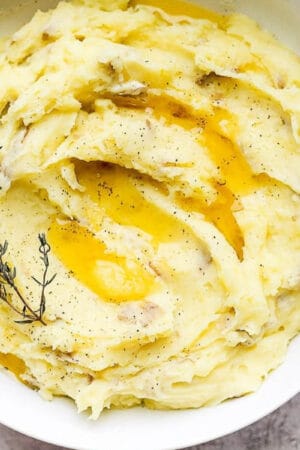 Creamy whole30 mashed potatoes.