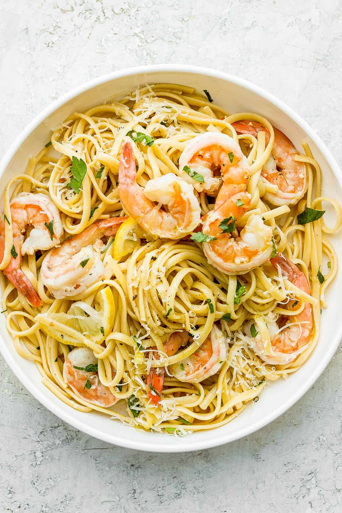 A recipe for shrimp scampi with pasta.