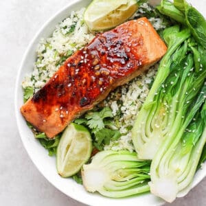 An easy ginger sesame salmon recipe.