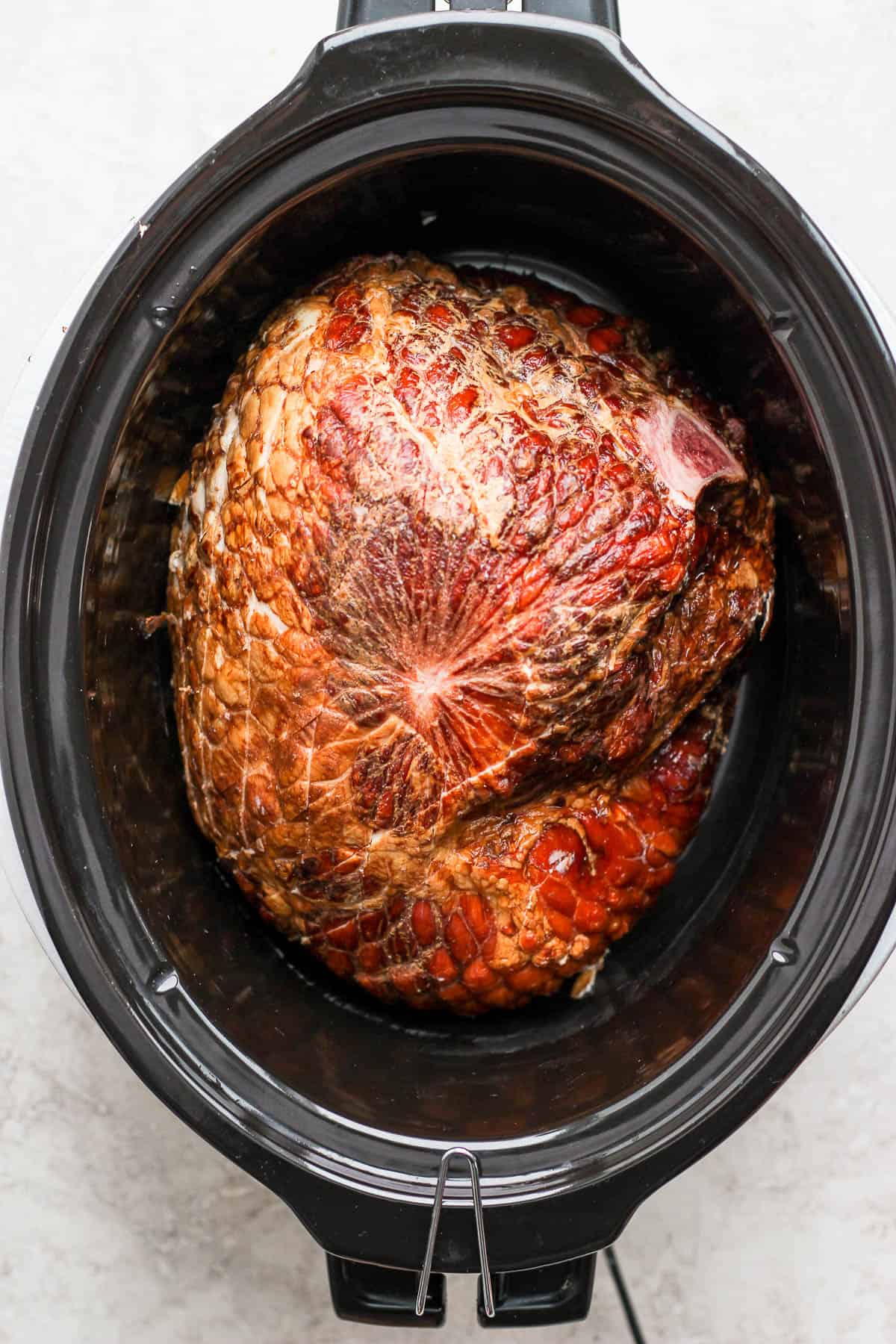 https://thewoodenskillet.com/wp-content/uploads/2023/03/crockpot-ham-recipe-2.jpg