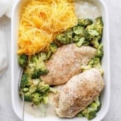 An easy chicken broccoli alfredo bake recipe.