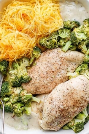An easy chicken broccoli alfredo bake recipe.