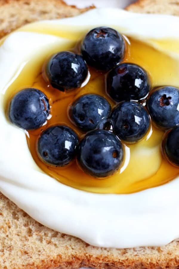 Super easy yogurt toast recipe.