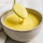 How to make a creamy hollandaise sauce.