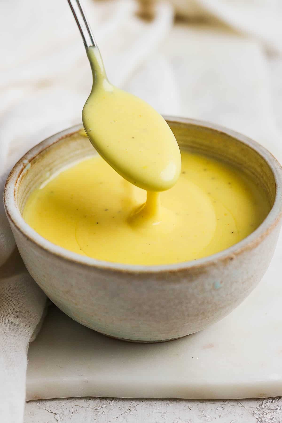 How to make the best hollandaise sauce.