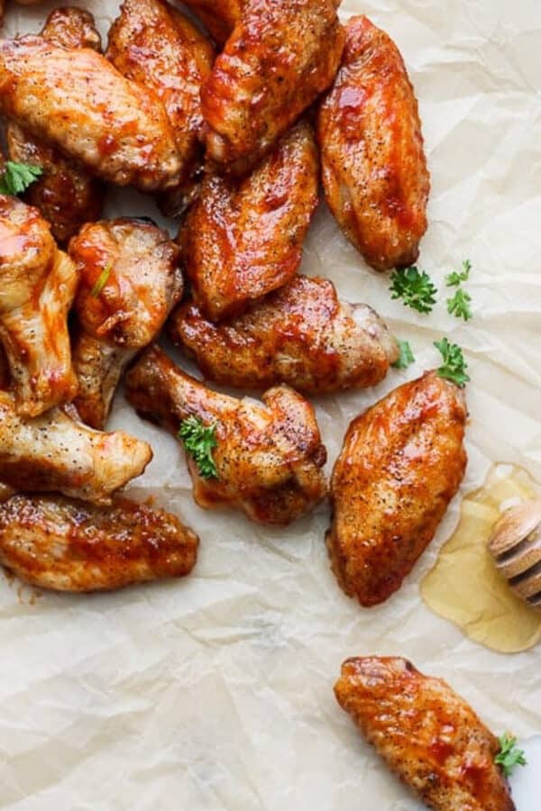 The best recipe for easy honey bbq wings.