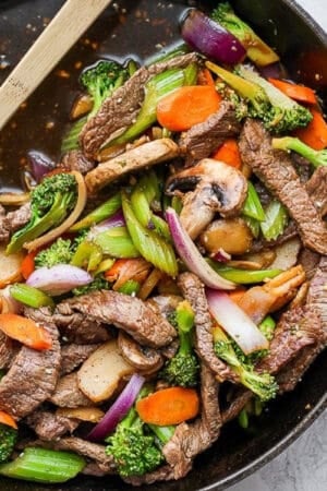 The best recipe for an easy steak stir fry.