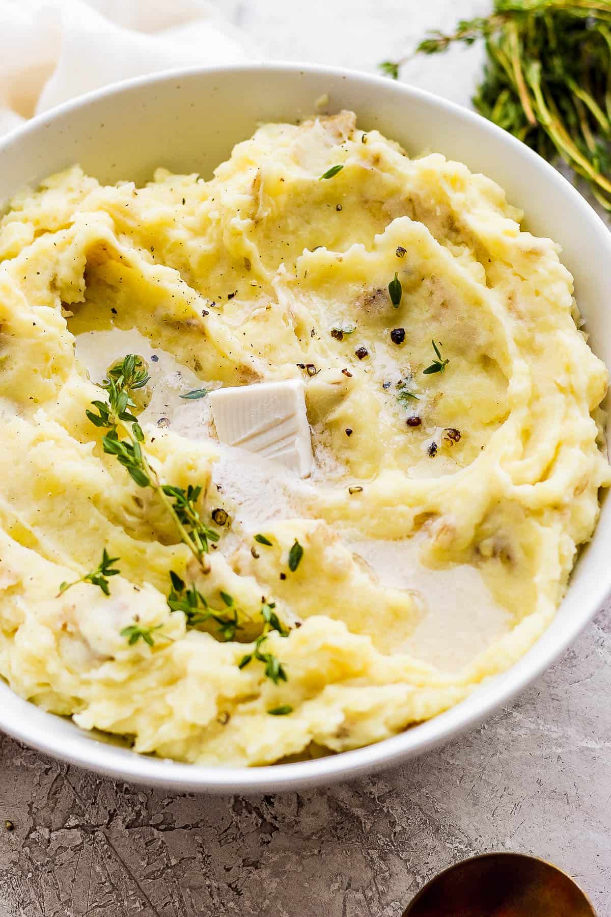 Dairy-free mashed potatoes in a bowl.