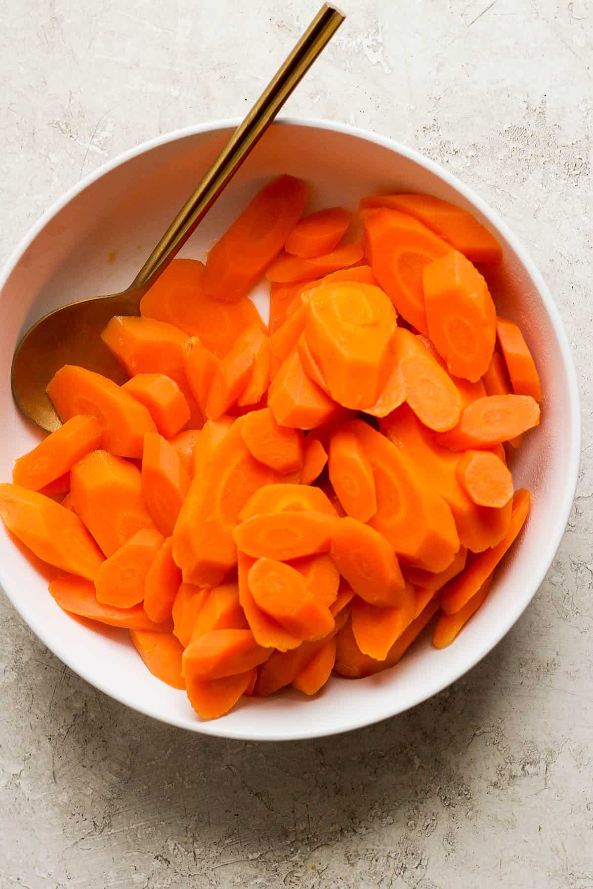 Step-by-step guide on how to long to boil carrots.