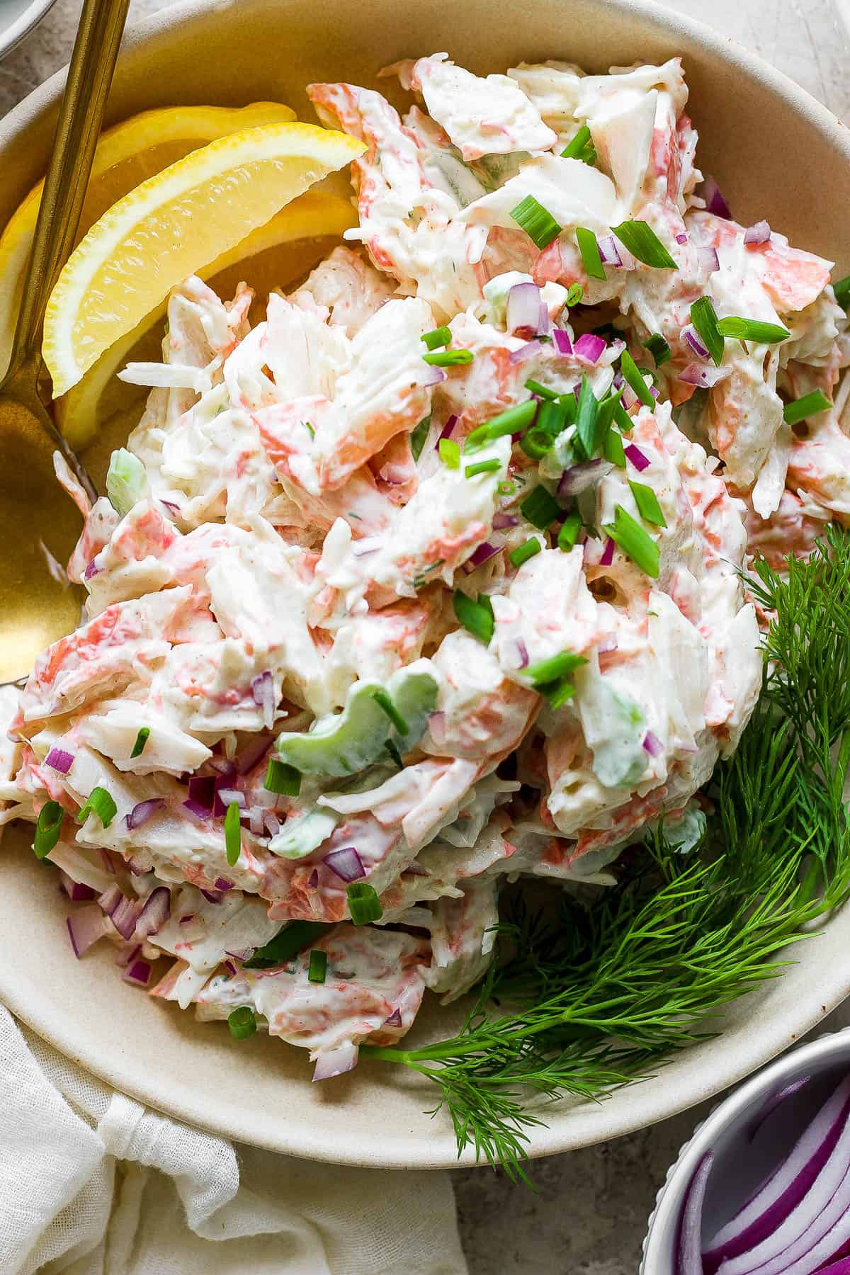 The best recipe for a quick and easy crab salad.