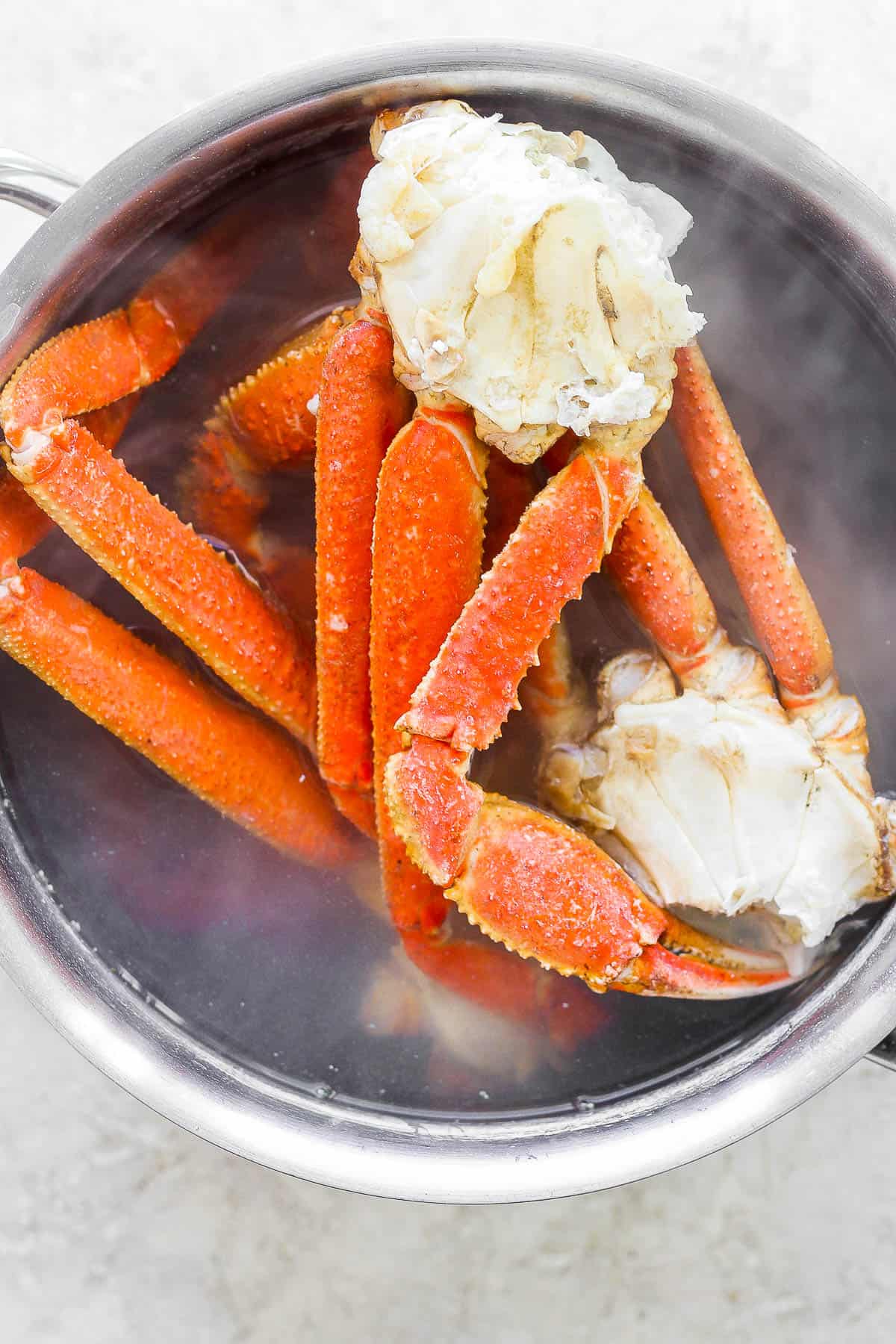 The best way to boil crab legs.