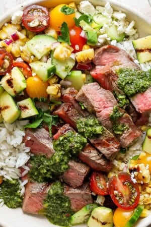 The best recipe for a steak rice bowl.