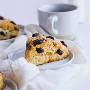 The best chocolate cherry scones recipe.